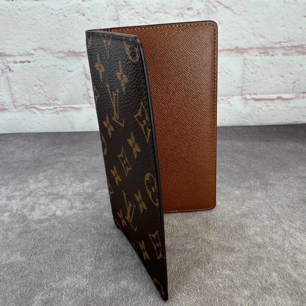 Louis Vuitton Monogram Canvas Card Organizer Checkbook Wallet - Picture 4 of 13